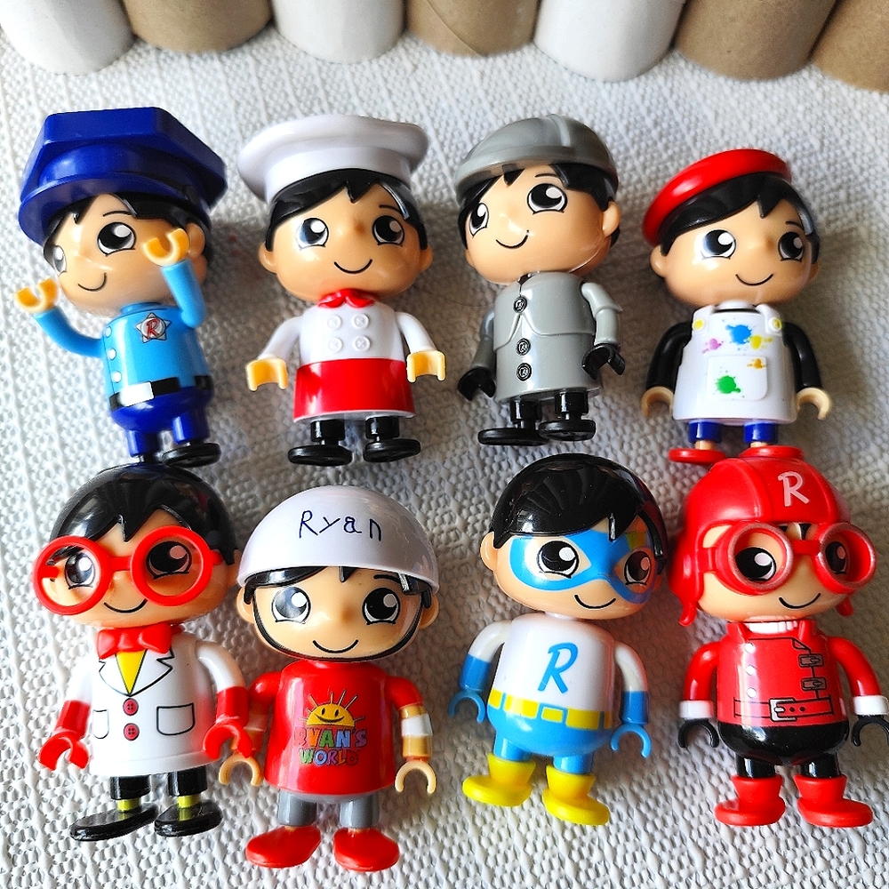 Ryan's World 8 Figures lot